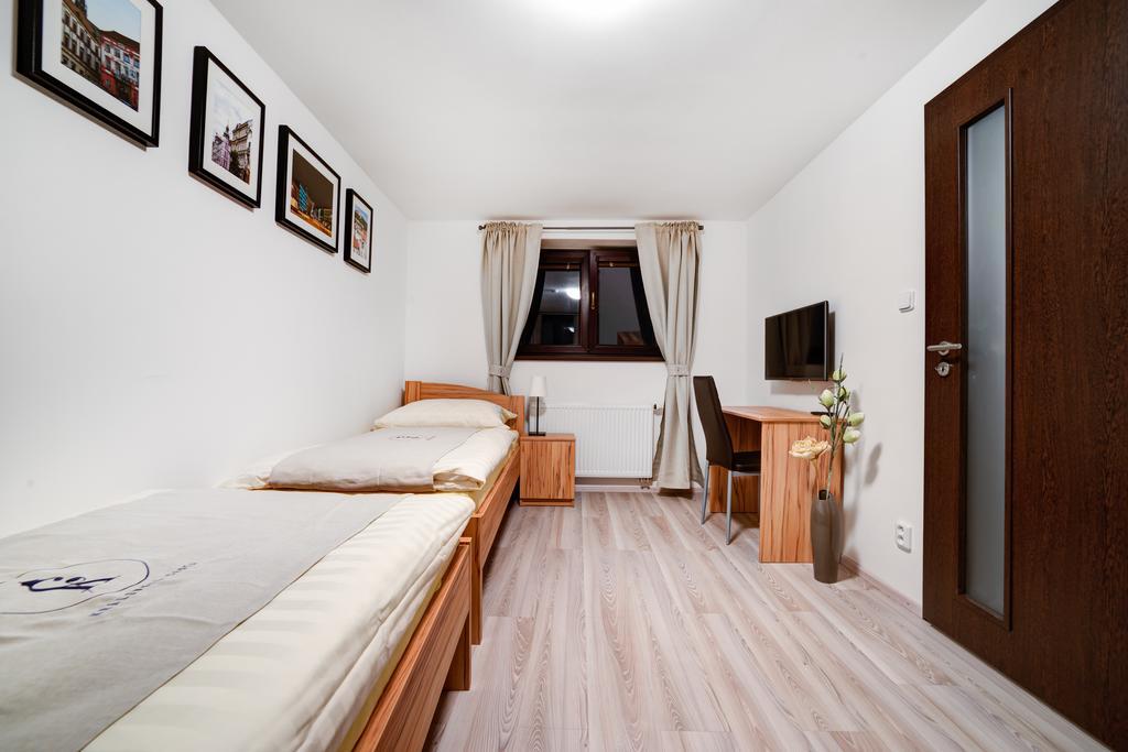 Penzion Kralovska Cesta Μπρνο Δωμάτιο φωτογραφία